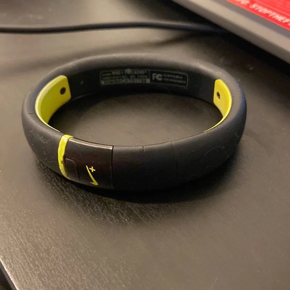 Nike Wearables Nike Fuelband Wristwatch Black Lime Green